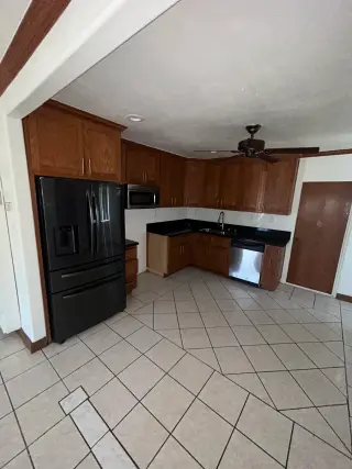 casa 3 rec, 1 bano inglewood renta
