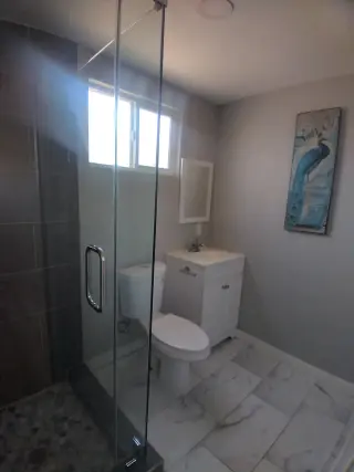 Casita / Back house (ADU) en renta.