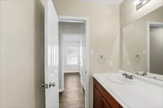 Beautiful 4-Bedroom Home for Rent – 2 Bathrooms