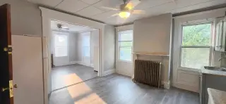 Depto 1 rec remodelado en Pomona CA bano nuevo pisos de madera pulidos