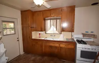 Studio Apartment Utilities Included! Available Now!