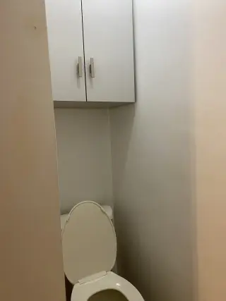Cuarto con baño propio y salida independiente