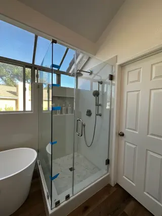 Illusion Glass & Windows