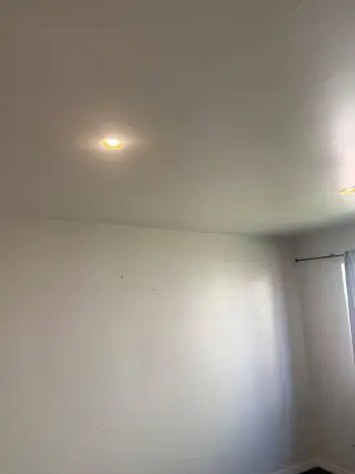 Te renta cuarto en Downey en desindad Bonita