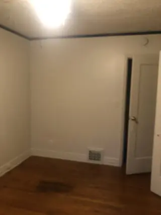 Se Renta Cuarto en bell ca