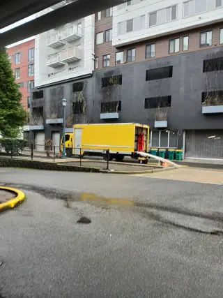 MOVING SERVICES