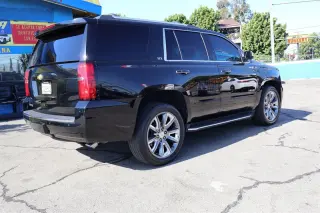 2016 Chevy Tahoe LTZ 4WD-Financiamiento Disponible !