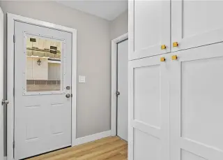 Welcome to 208 N Bromley Ave