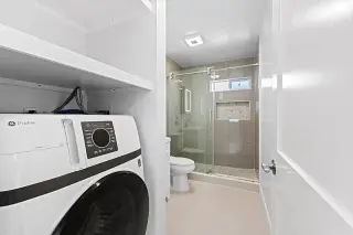 1BD/1BA in excellent area of Burbank