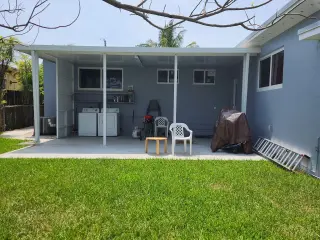 Westchester neighborhood / Bird road Highlands location