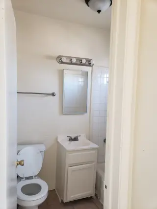 1 bedroom, parking