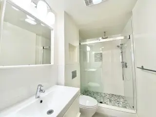 ★★ Koreatown | 2 Recámaras + Loft | Bono de $1,200 al firmar en julio ★★