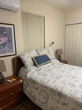 PRIVADO Y ESPACIOSO ESTUDIO CERCA DE FIU