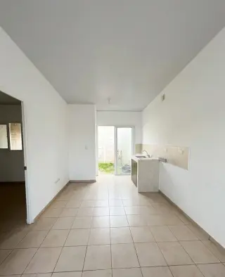 Casa en Ecoterra Maquilishuat con jardín trasero Santa Ana El Salvador