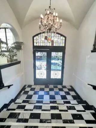 Amplio Apartamento de 1 Recamara en Renta en Ubicación Conveniente!