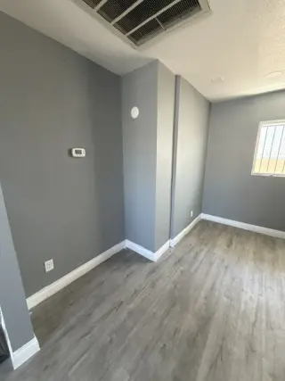Oficina Independiente con Baño Privado