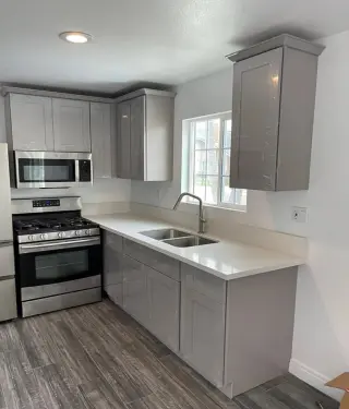 Spacious Room for Rent in Modern Apartment