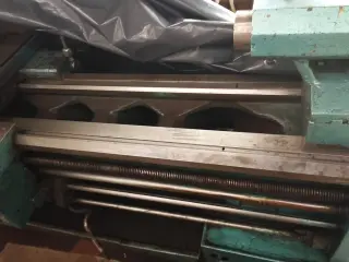 Torno pesado Rummano y Prensa Hidr.