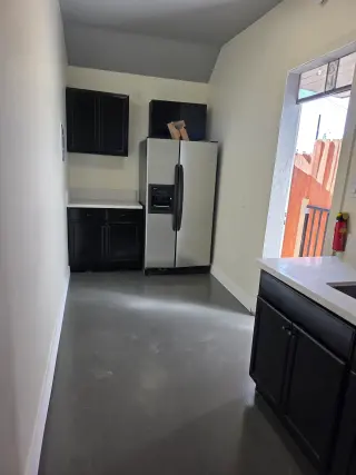 SE RENTA CASITA TRASERA