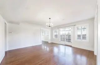 Stylish Apartment in Great Location