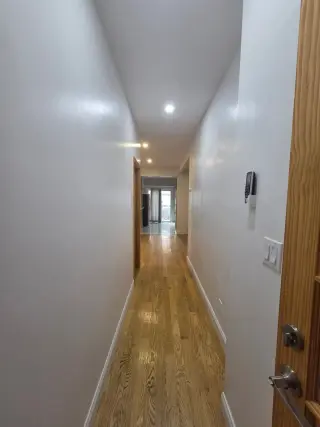 🏡 APARTAMENTO RENOVADO EN RENTA – WOODHAVEN, NY