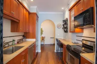 SPACIOUS 1 BED/ 1 BATH APARTMENT IN WESTCHESTER LOS ANGELES