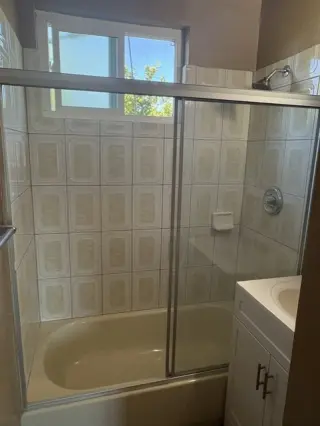 SE RENTA APARTAMENTO 2 RECAMARAS, 1 BANO , 1 ESTACINAMIENTO.