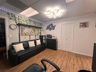 RENTO ESPACIO DECORADO PARA COSMETOLOGA MAQUILISTA FOTO ESTUDIO