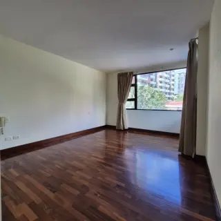 Apartamento amplio en alquiler en zona 10