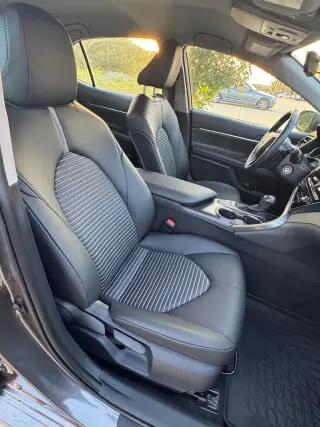 Toyota Camry 2017