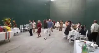 TECLADISTA VERSÁTIL
