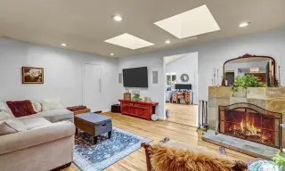 Cozy room for Rent
