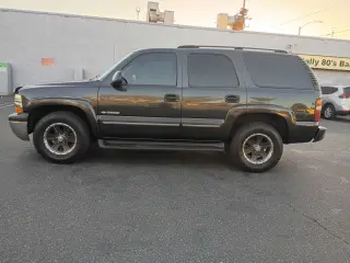 2003 CHEVROLET TAHOE LS
