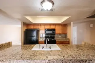 Remarkable Spacious Unit