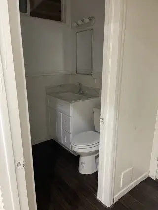 Se renta casita de 1 recámara 1700 x mes