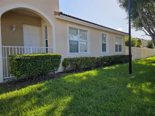 Hermosa casa para la renta 3/2