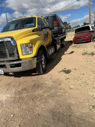 WE BUY CARS FOR JUNK ABLAR CON ALFREDO