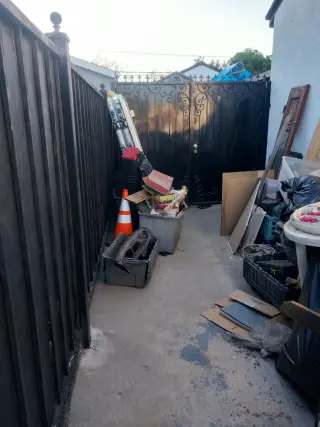 Erick's Junk Removal