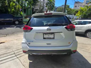 Nissan Rogue SV 2020 Blanco - Santiz Autos