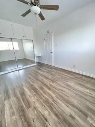 Fully Renovated 2 Bed / 1 Bath Apartment with Parking – Gated Community!