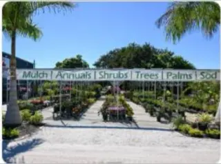 Parcela comercial de Cape Coral (sin dormitorio, sin baño)
