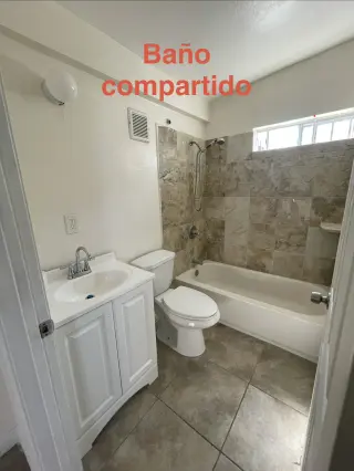 Renta casa 3 Recámaras 1 1/2 Baños $2,700 con billes incluidos(leer requisitos)