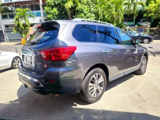 Nissan Pathfinder SV 2019 AWD 3.5L V6 Gris