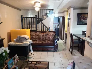 Encantadora Casa en Venta en un Vecindario Tranquilo