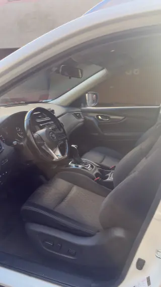 🚙 Nissan Rogue 2020