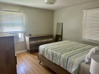 Cozy 2 Bedroom and 1 Bathroom
