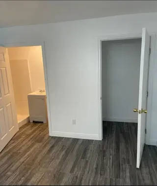 Spacious Room for Rent in Modern Apartment