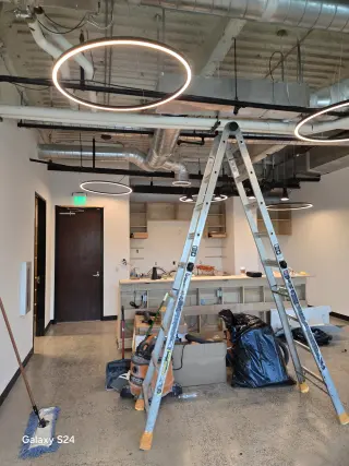 ¡SERVICIOS DE ELECTRICIDAD, REMODELACIÓN Y PINTURA! ✅