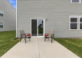 4 Beds  2.5 Baths  2,006 sqft 11464 Basalt Dr