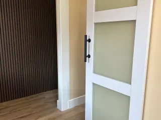 Estudio Nuevo $1,400 East LA | Cocina, A/C y Servicios